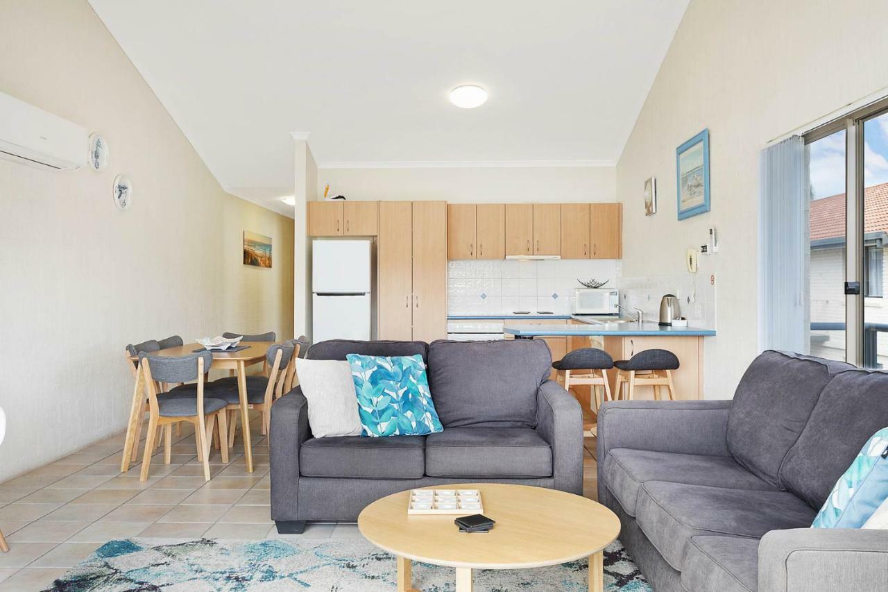 Sails Luxury Apartments Меримбула Екстериор снимка