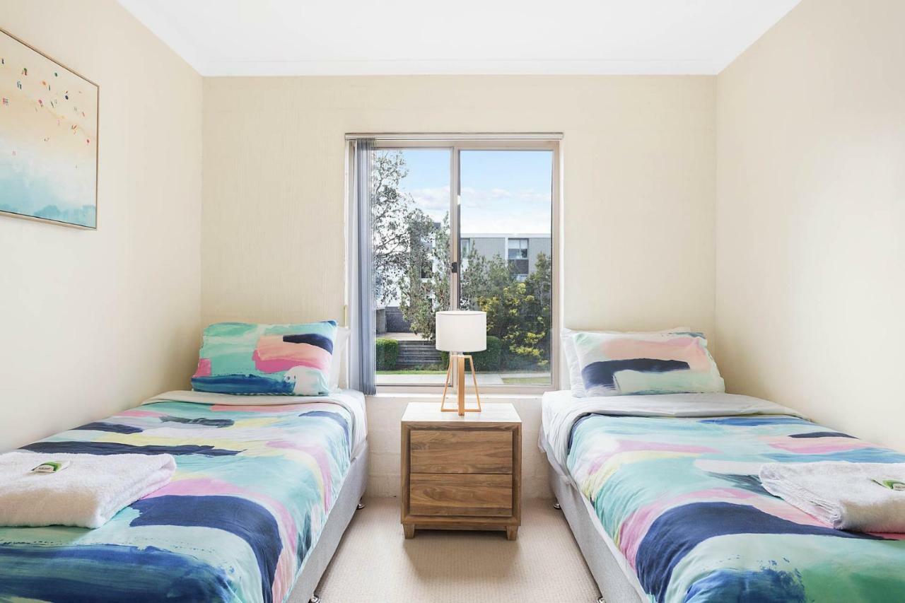 Sails Luxury Apartments Меримбула Екстериор снимка